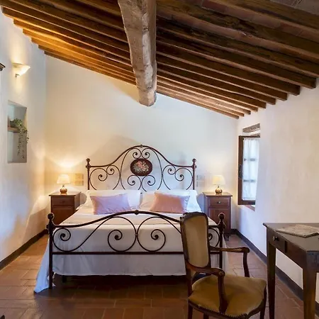 Borgo Gallinaio 32, Emma