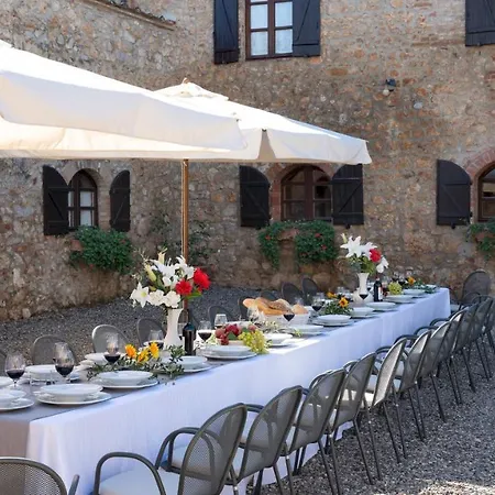 Villa Borgo Gallinaio 32, Emma *