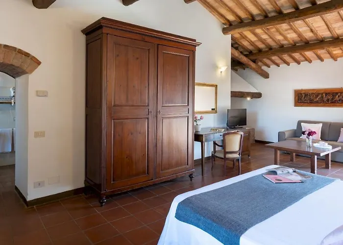 Villa Borgo Gallinaio 32, Emma *