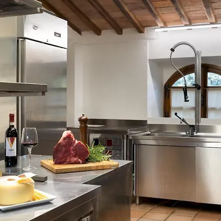 Borgo Gallinaio 32, Emma 빌라