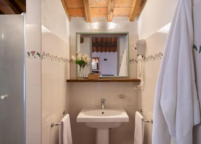 Villa Borgo Gallinaio 32, Emma *