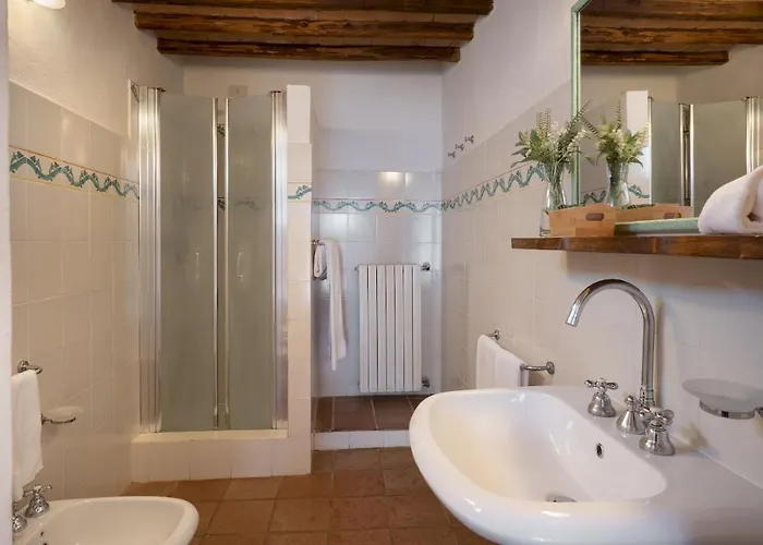 Villa Borgo Gallinaio 32, Emma Siena