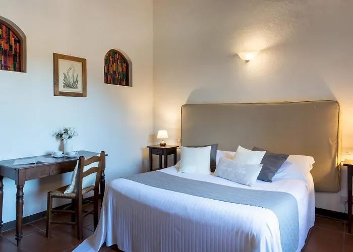 Villa Borgo Gallinaio 32, Emma *