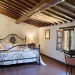 Villa Borgo Gallinaio 32, Emma *