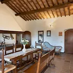 Borgo Gallinaio 32, Emma * Siena
